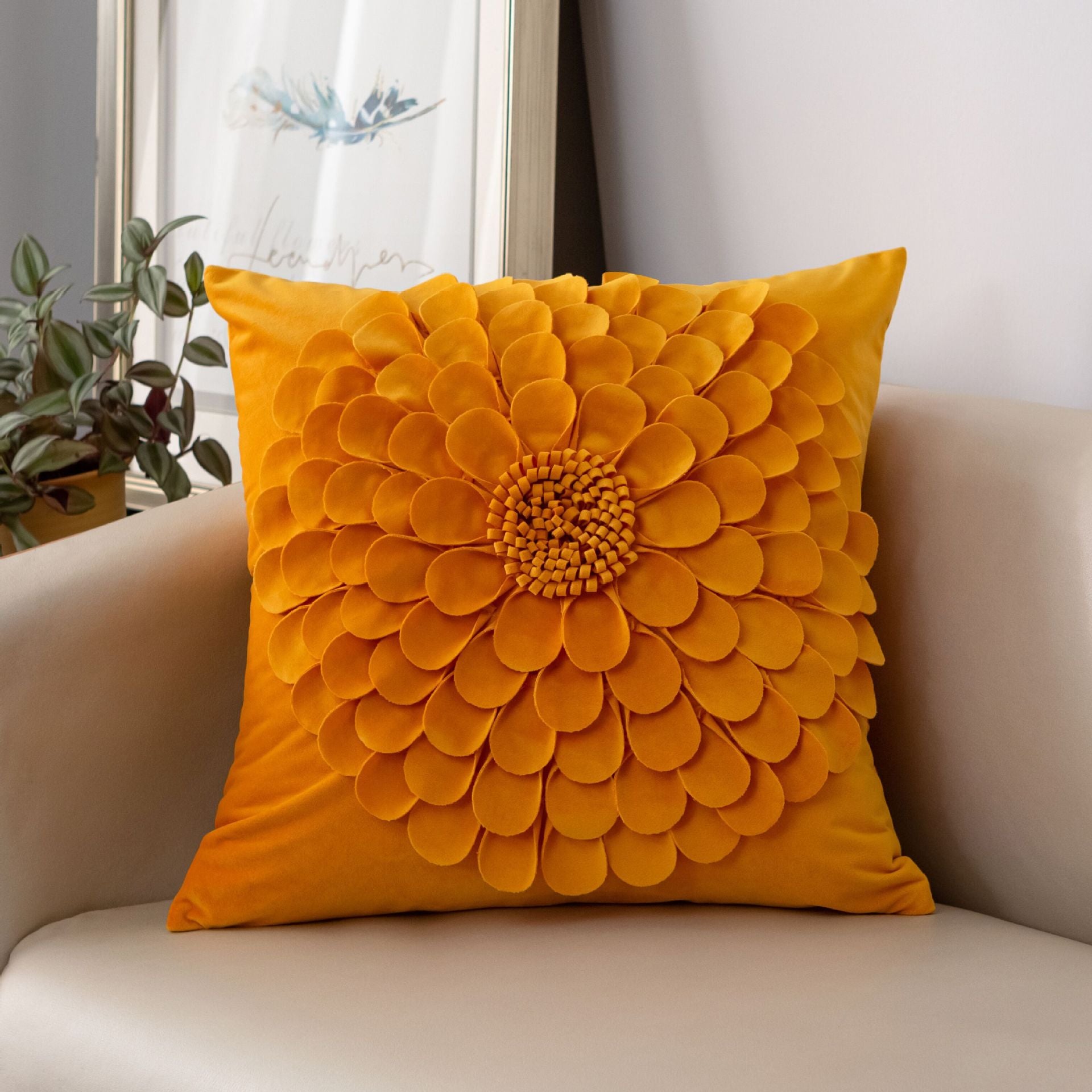 Lune Blanche Bloomé Cushion
