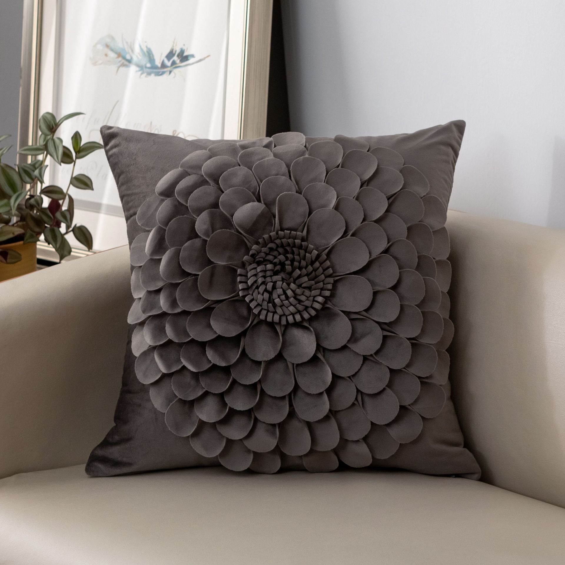 Lune Blanche Bloomé Cushion