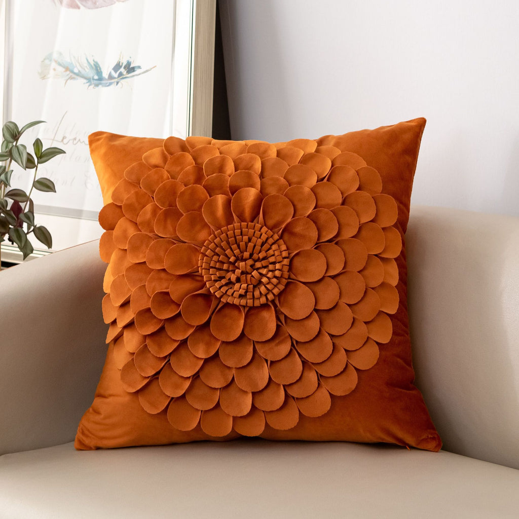 Lune Blanche Bloomé Cushion